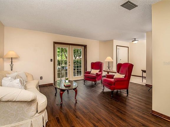 3rd image of 4126 Canoga Park Dr