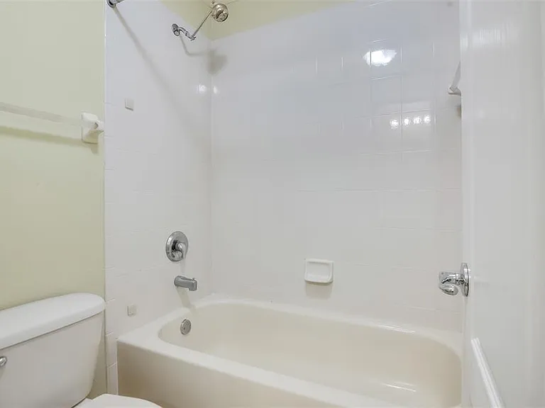 12608 Iris Lake Dr — Photo 17