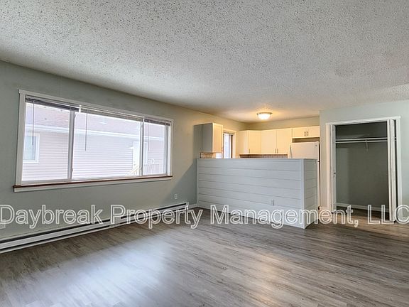 3rd image of 713 30th St N #3