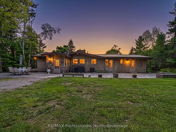 2nd image of 1015 Kelson Rd
