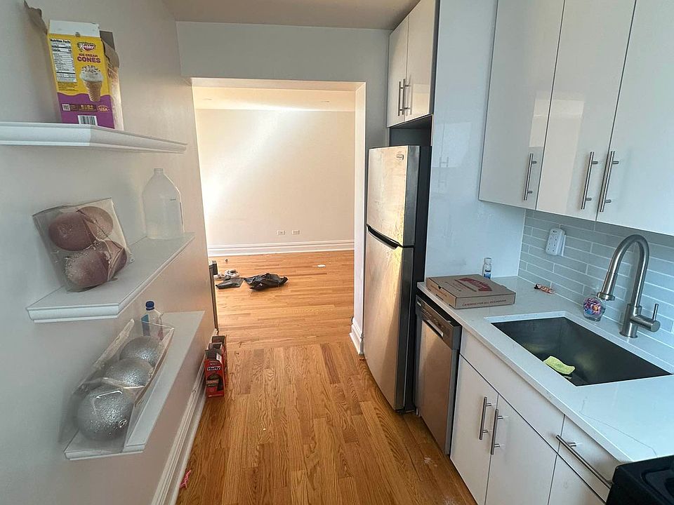 1st image of 9740 64th Ave #3C