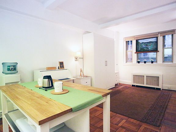 2nd image of 24 5th Ave APT 220