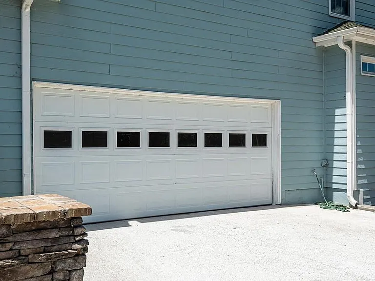225 Heritage Lake Dr — Photo 7