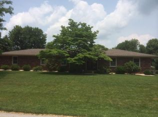 181 Woodlark Rd, Versailles, KY 40383