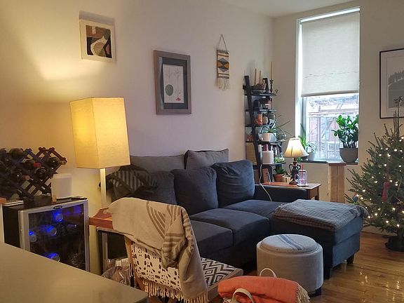 2nd image of 5 Saint Marks Pl APT 8