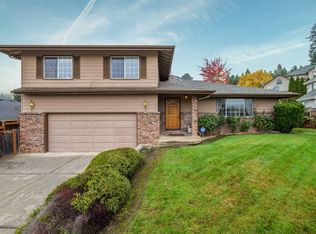2204 NW Juliet Ln, Grants Pass, OR 97526
