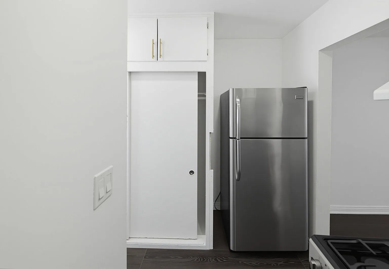 Studio, 1.0 bath, 500 sqft, $2,041 — Photo 2
