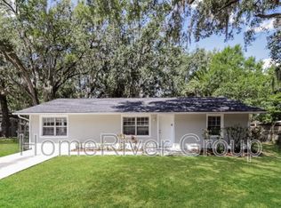 2013 E Willow Dr, Plant City, FL 33566