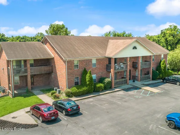 907 E Hackberry St #5, Salem, IN 47167