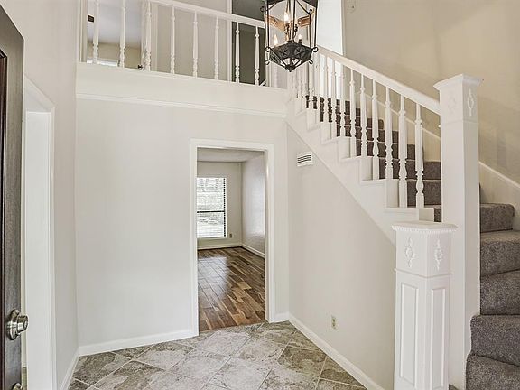 2 STORY FOYER.