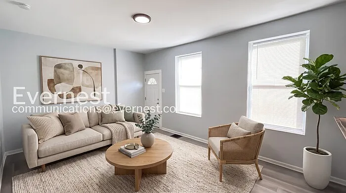 2 bed, 1.0 bath, 1227 sqft, $1,100 — Photo 3