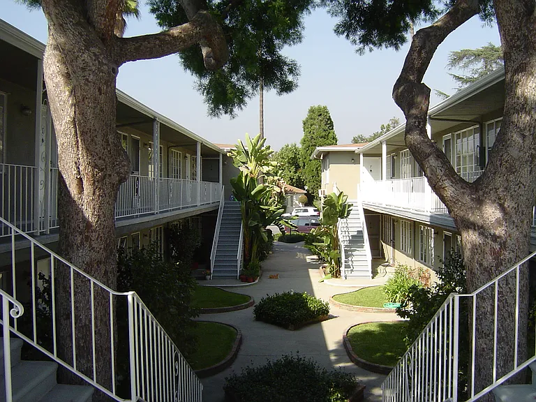 425 Mission St #B — Photo 14