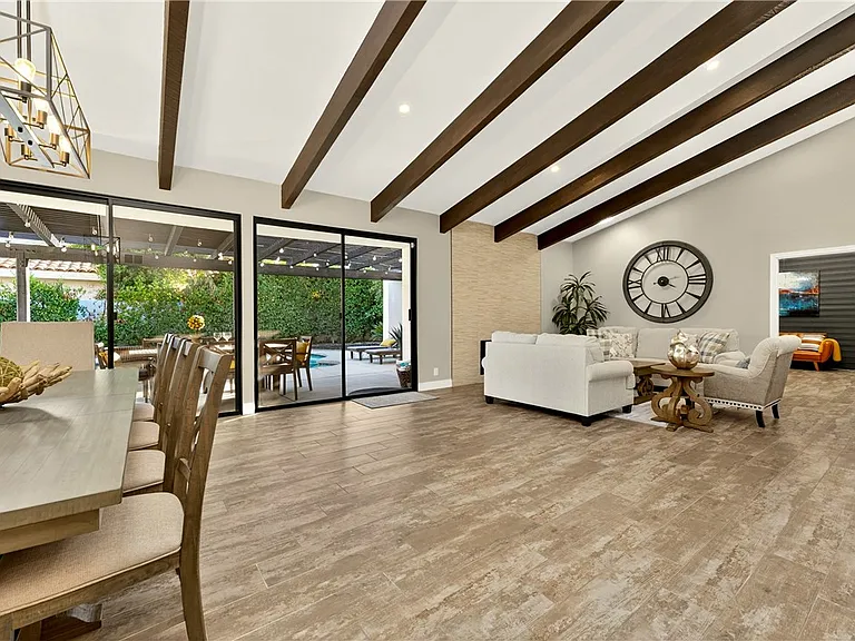 75407 Montecito Dr — Photo 8