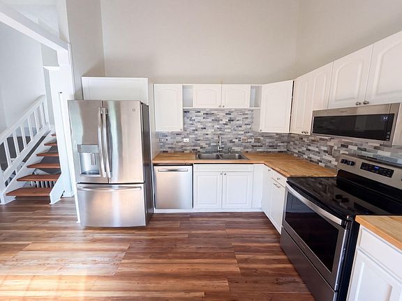 2nd image of 6567 Arborg Ct