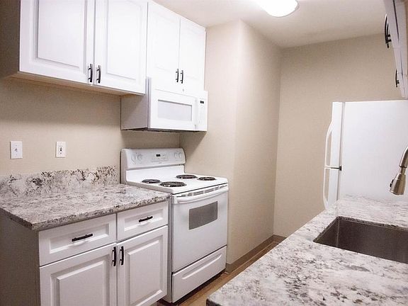 3rd image of 9160 Madison Ave APT 104