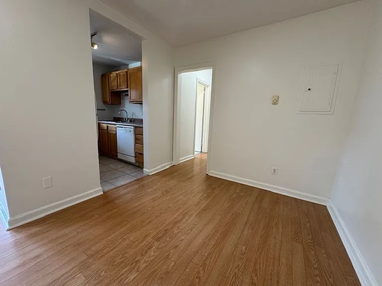 5731 Ellsworth Avenue — Photo 5
