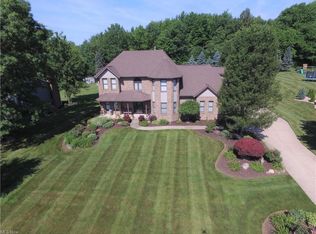 3546 Avanti Ln, Uniontown, OH 44685