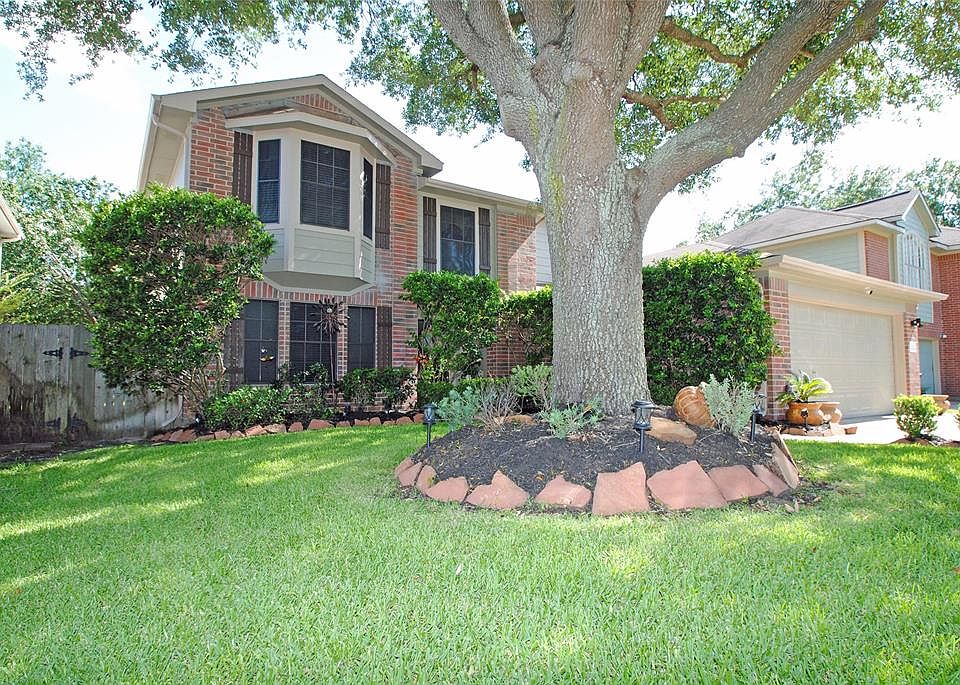 1st image of 24123 Whitefield Ln