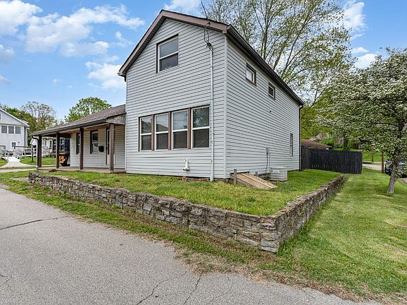 2nd image of 6224 Wren St