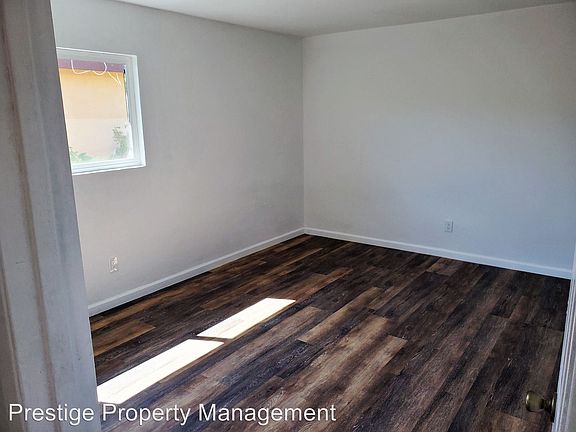 4th image of 1721 S Evergreen St Unit A