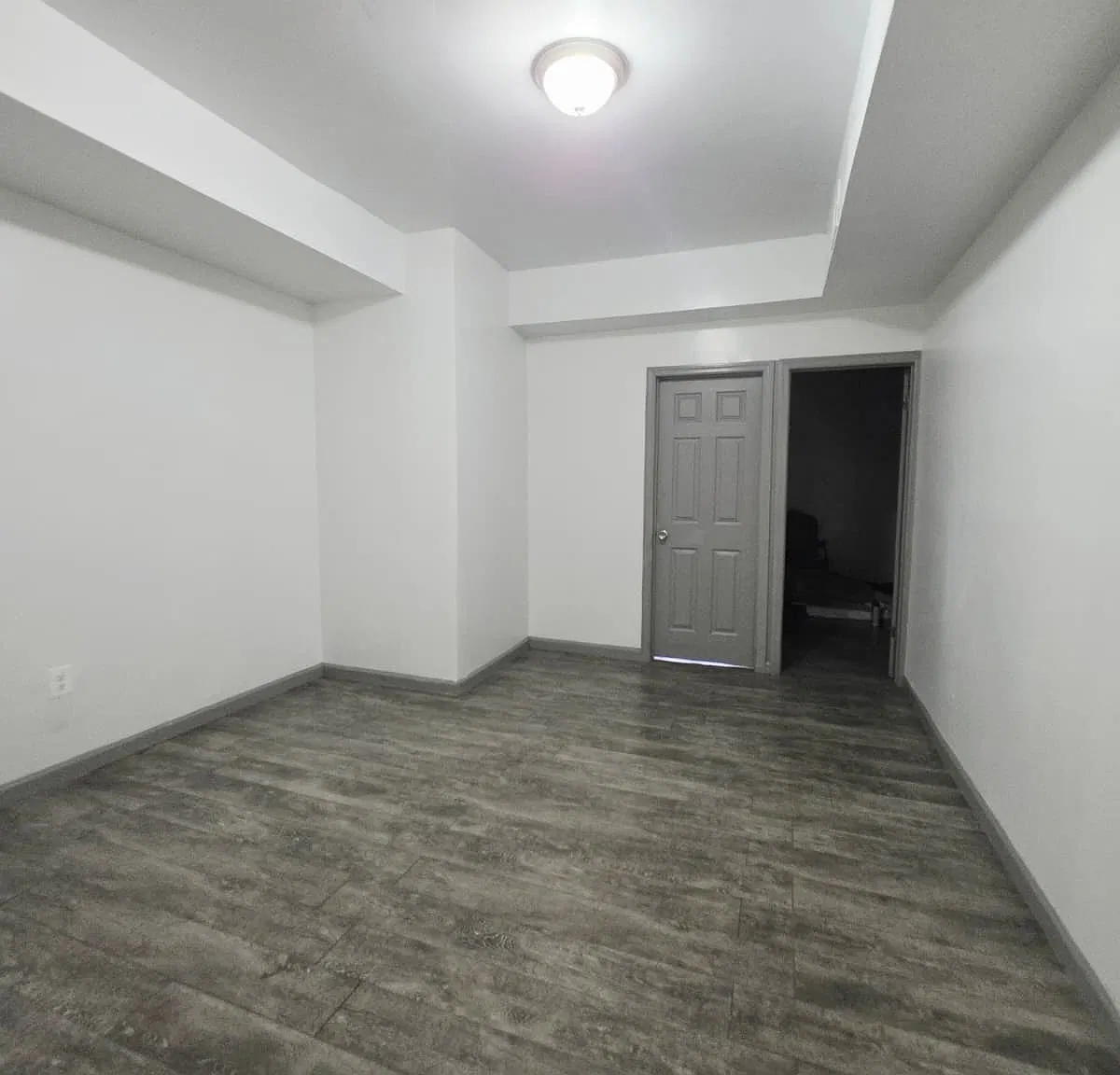 235 Martin Luther King Dr — Photo 2