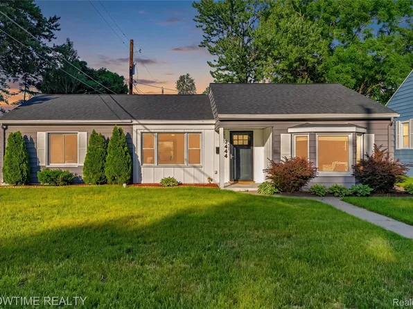 3444 Maple St, Port Huron, MI 48060