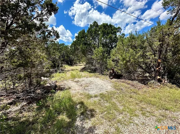 1108 Sierra Vista Dr, Gatesville, TX 76528