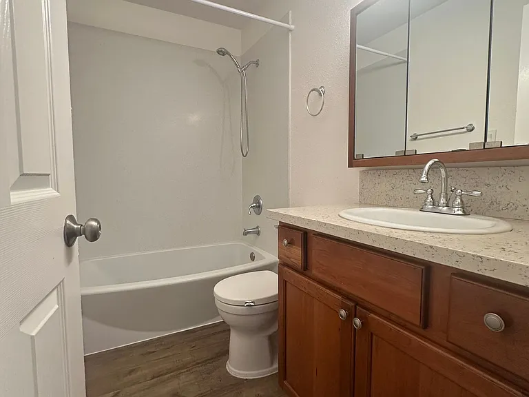 Morningside At Carmichael Apartment Hones — Photo 36
