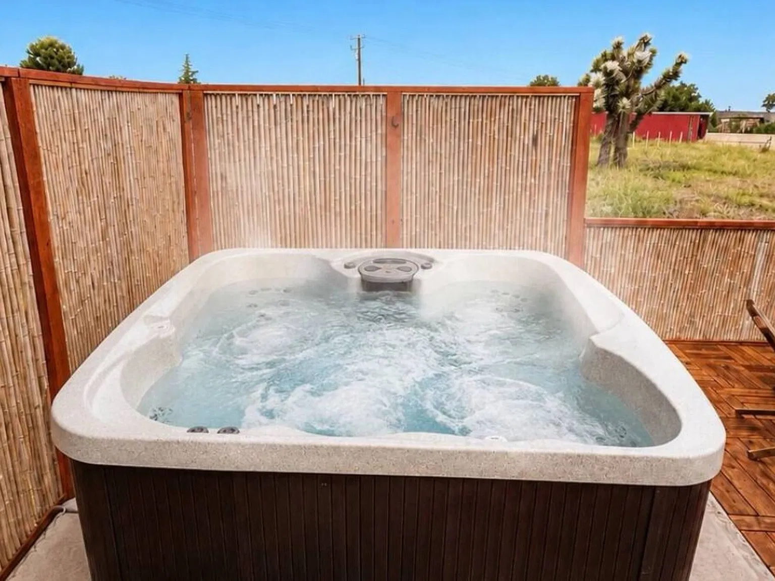 4 bed, 2.5 bath, 1248 sqft, $5,000 — Photo 4