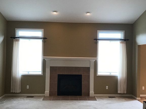 3rd image of 11880 Chesapeake Dr