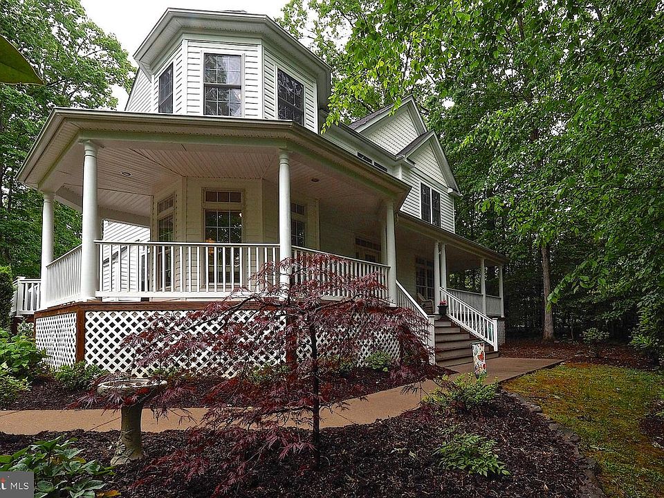 1st image of 11106 Blue Herron Cir