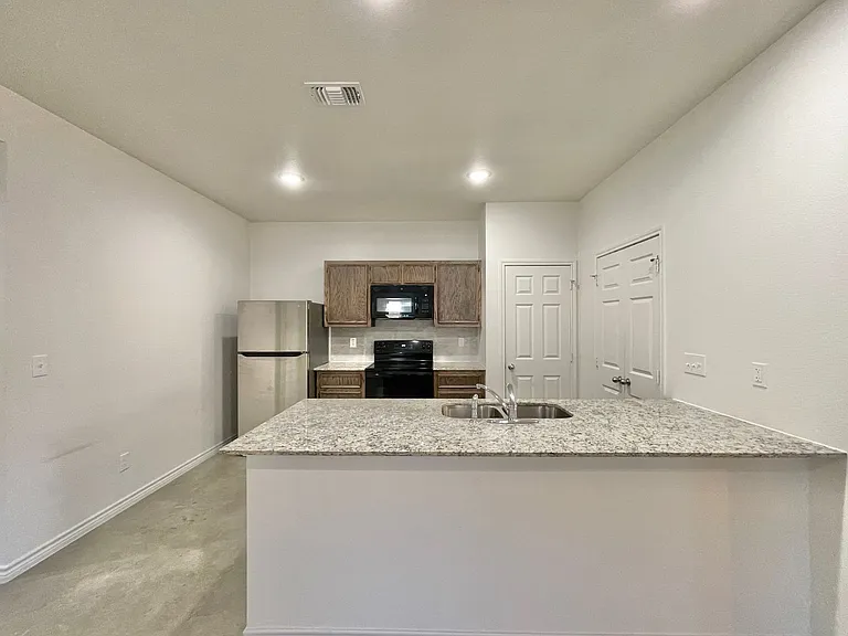 5906 Harriet Tubman Ave — Photo 6