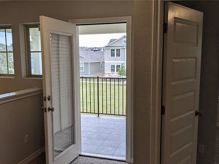 2329 Pecan Island Dr — Photo 27