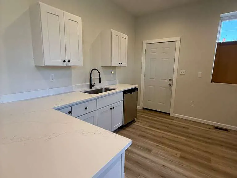 3215-3217 Nebraska Ave #3215-1F NEBRASKA AVE — Photo 6