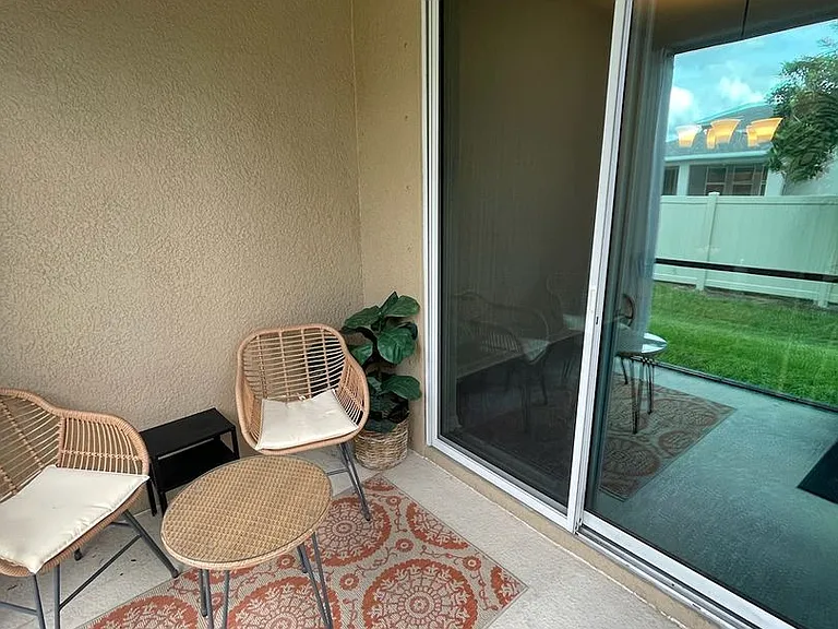 10732 Avery Park Dr — Photo 4