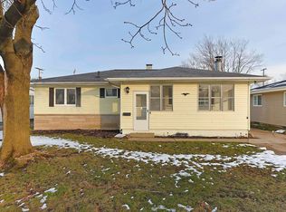 1228 N Ironwood Dr, South Bend, IN 46615