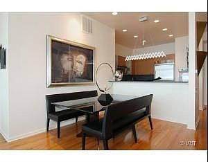 5th image of 500 W Superior St Unit 2404