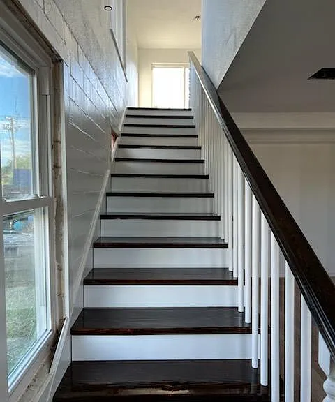 508 E Leroy St — Photo 11