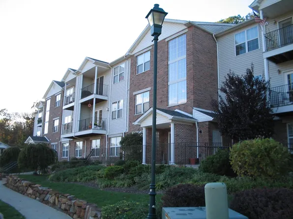 85 Mountainview Ct, Riverdale, NJ 07457