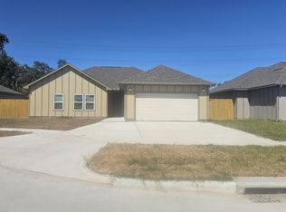 121 Memon Ln, Deer Park, TX 77536