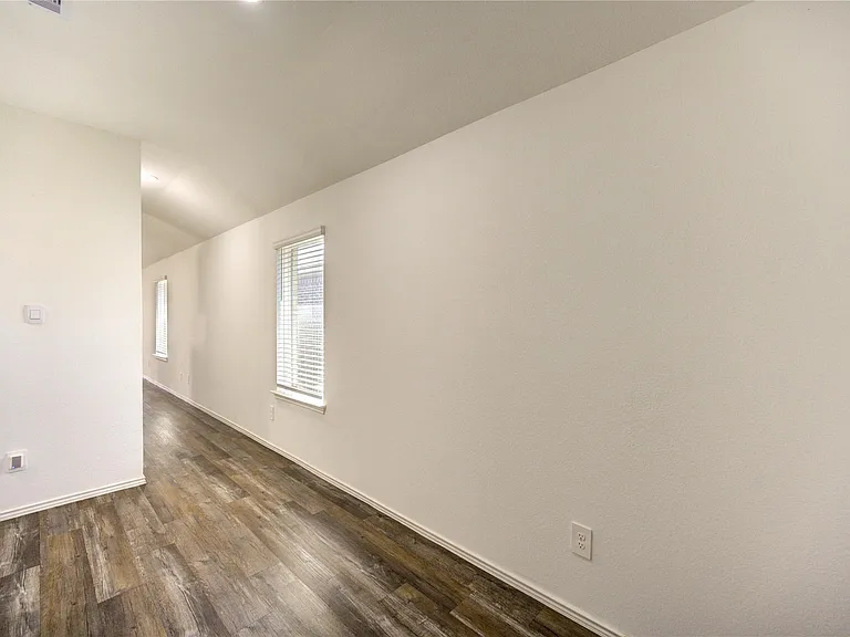 5406 Castlebury Meadows Dr — Photo 6