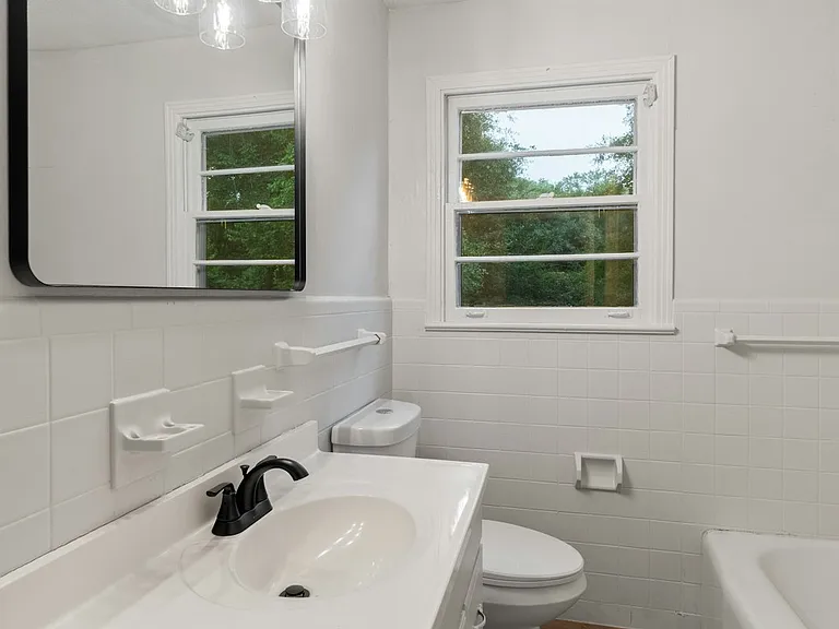 921 Duane St — Photo 11