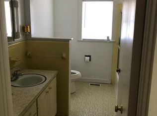 202 Bakertown Rd, Windsor, NC 27983