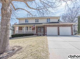 16627 Martha Cir, Omaha, NE 68130