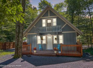 5476 Woodland Ave, Pocono Pines, PA 18350