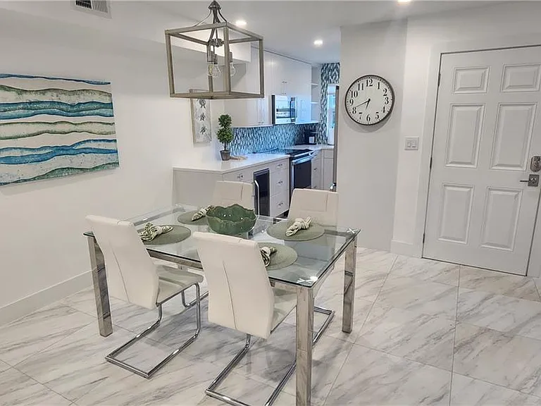 3000 Gulf Shore Blvd N #113 — Photo 6