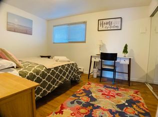 601 14th Ave E APT 202, Seattle, WA 98112