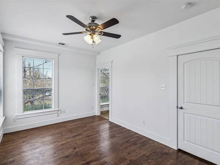836 N Madison Ave #2 — Photo 6