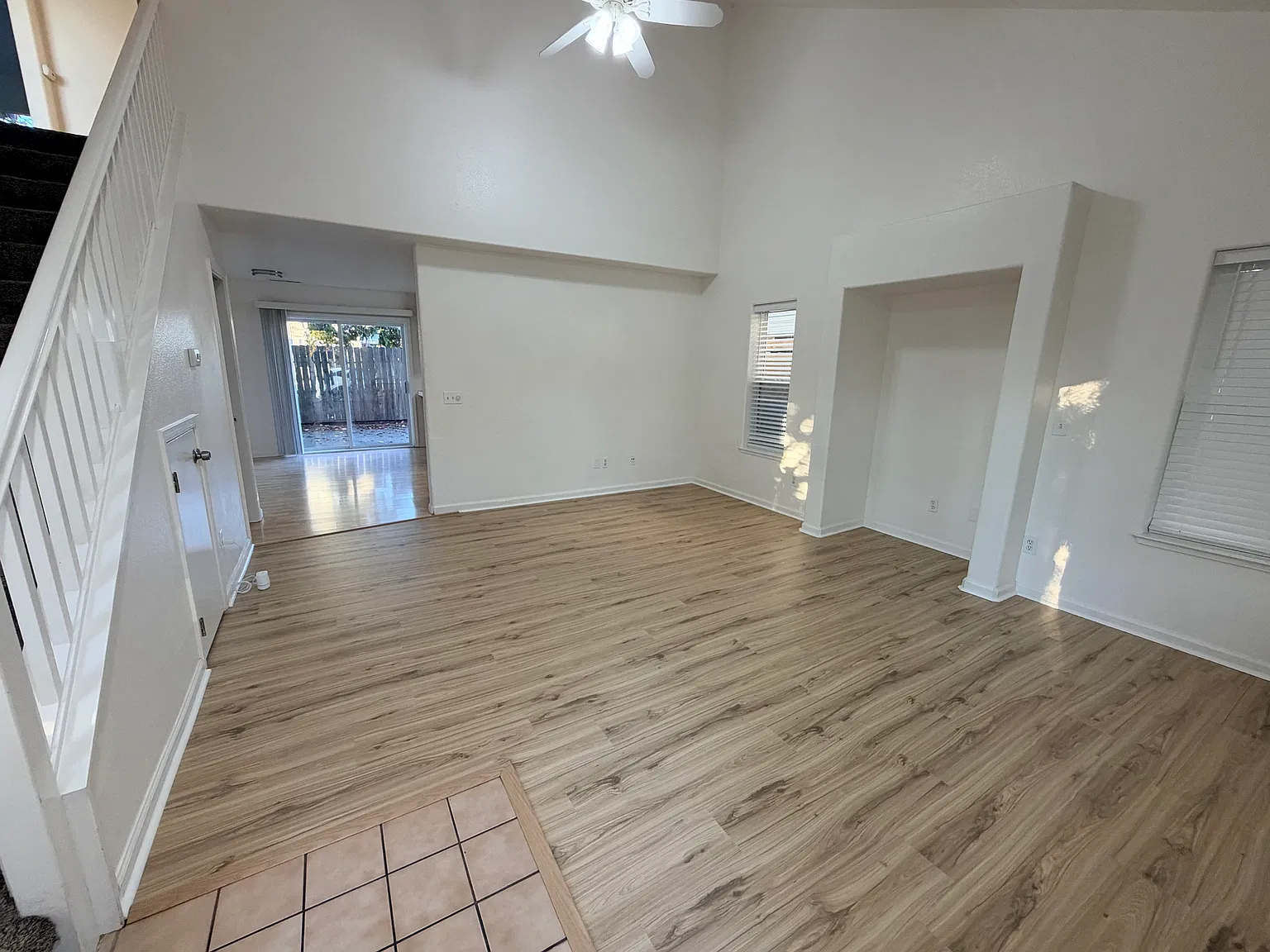 2836 Bay Village Ave — Photo 2