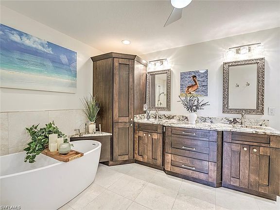 5th image of 8460 Southbridge Dr APT 2
